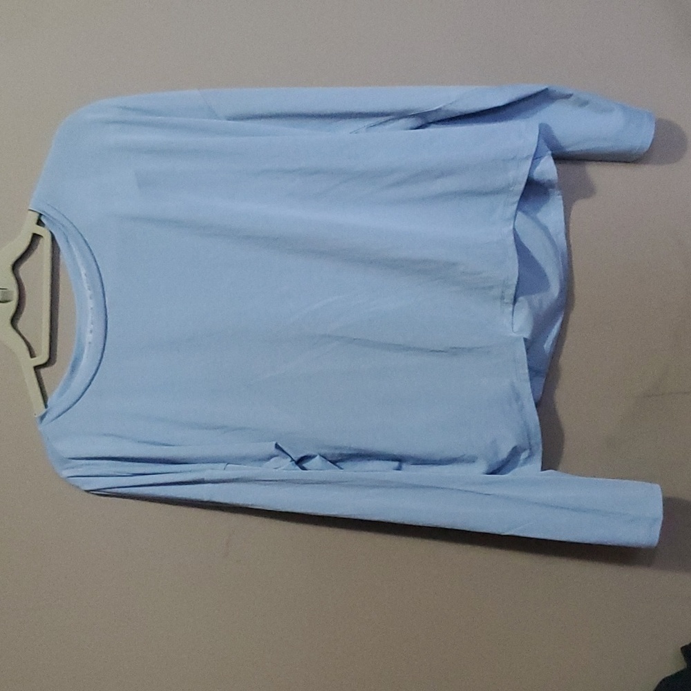 Athletic works top size xl